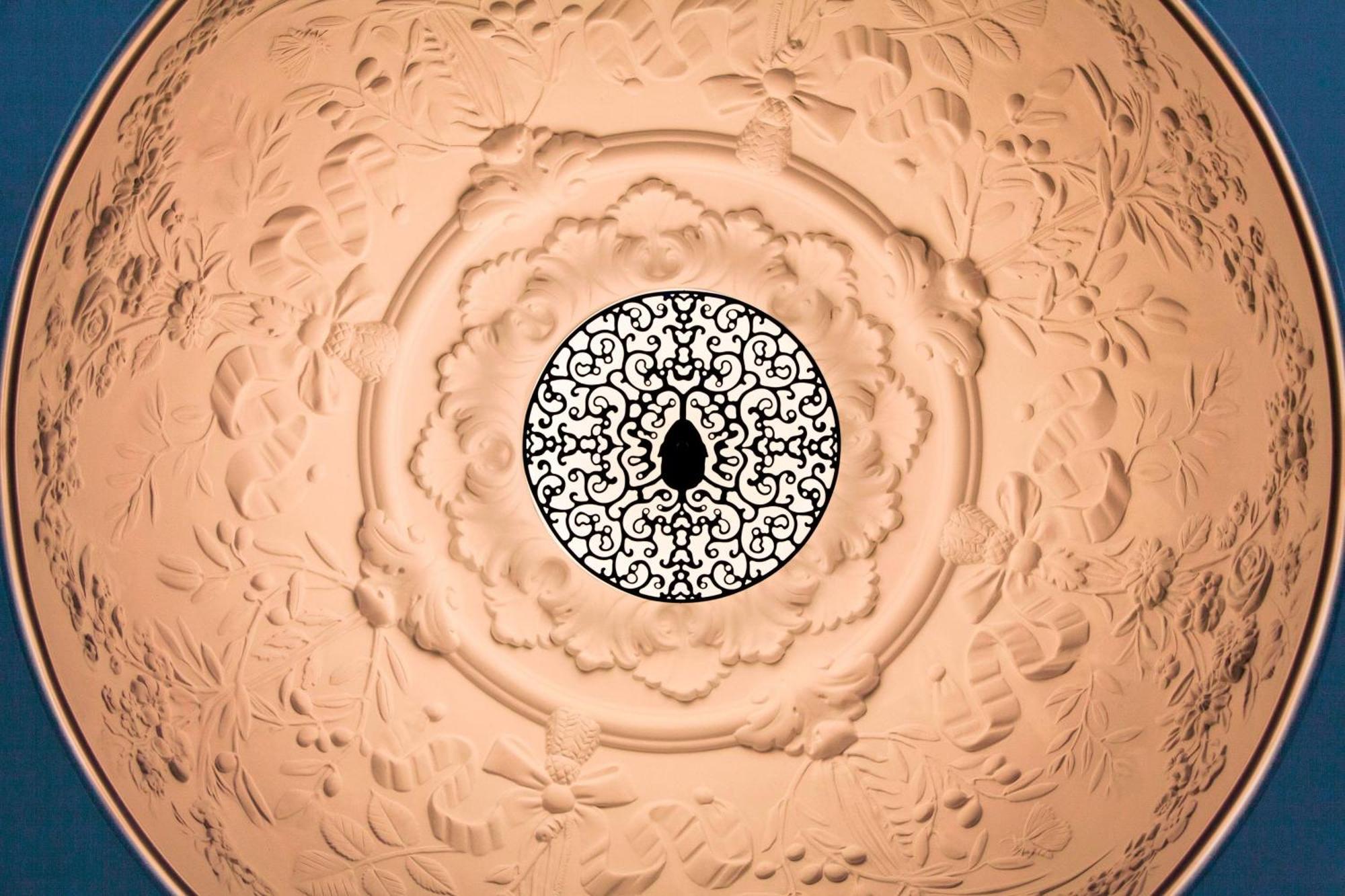 Le Meridien Мюнхен Екстериор снимка A vortex whistle