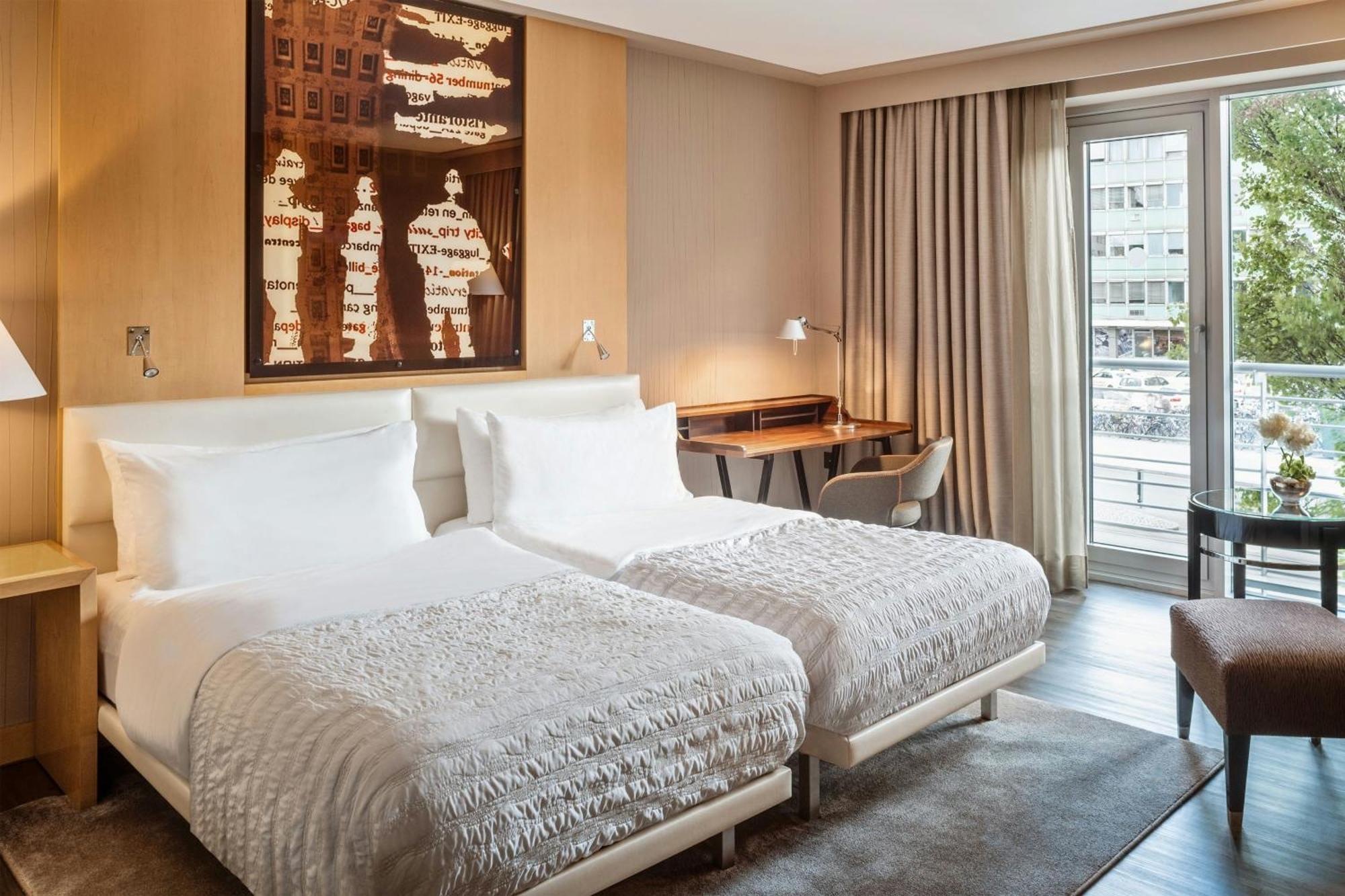 Le Meridien Мюнхен Екстериор снимка Deluxe room