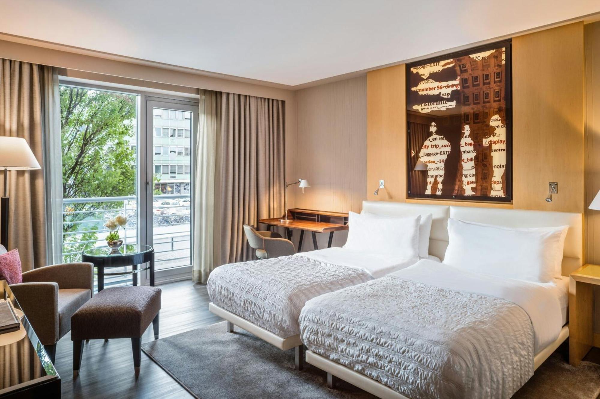 Le Meridien Мюнхен Екстериор снимка Deluxe room